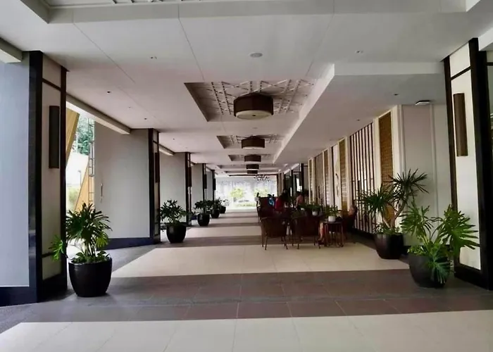 One Bedroom With Balcony 46th Floor Next To Penthouse & Sky Lounge 5*