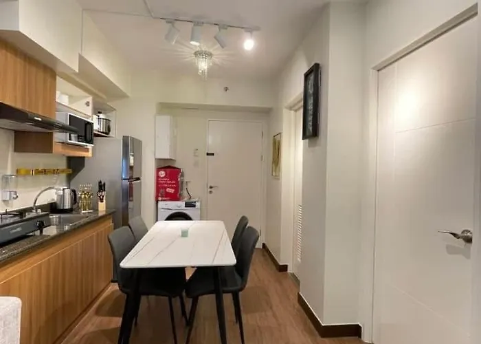 One Bedroom With Balcony 46th Floor Next To Penthouse & Sky Lounge 5*