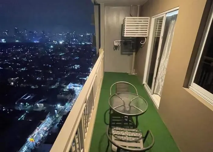Hotel One Bedroom With Balcony 46th Floor Next To Penthouse & Sky Lounge 5*