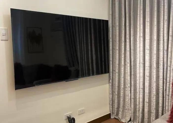One Bedroom With Balcony 46th Floor Next To Penthouse & Sky Lounge Hotel Manila