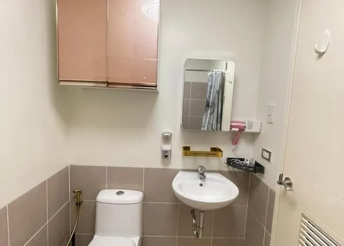 One Bedroom With Balcony 46th Floor Next To Penthouse & Sky Lounge Manila
