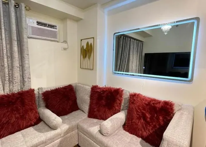 Hotel One Bedroom With Balcony 46th Floor Next To Penthouse & Sky Lounge