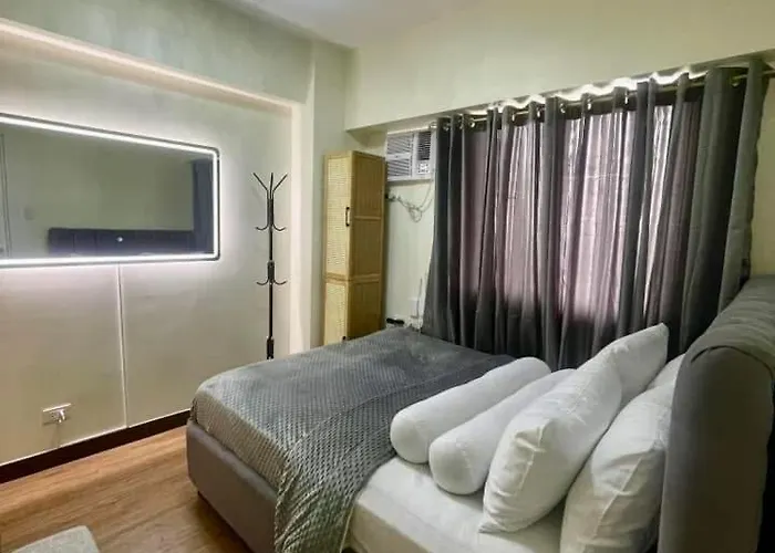 One Bedroom With Balcony 46th Floor Next To Penthouse & Sky Lounge 5*