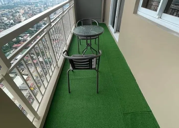 One Bedroom With Balcony 46th Floor Next To Penthouse & Sky Lounge
