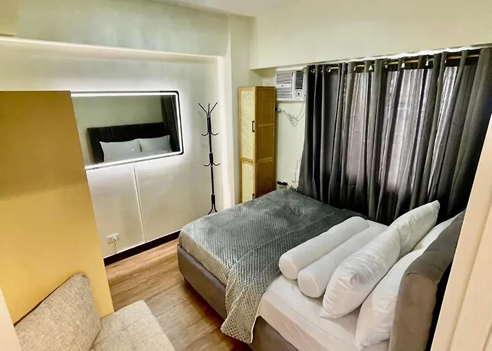 One Bedroom With Balcony 46th Floor Next To Penthouse & Sky Lounge Hotel Manila