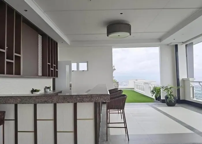 One Bedroom With Balcony 46th Floor Next To Penthouse & Sky Lounge Hotel Manila